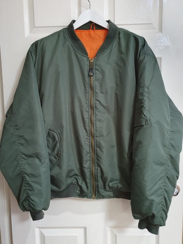 Men flying bomber - ma-1,
