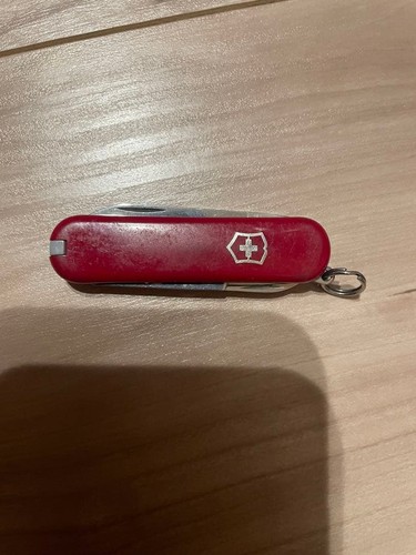 Victorinox multi tool - victorinox, red
