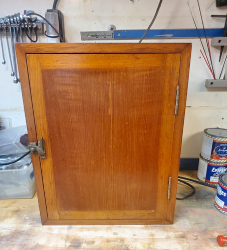 Varnished solid teak medicine