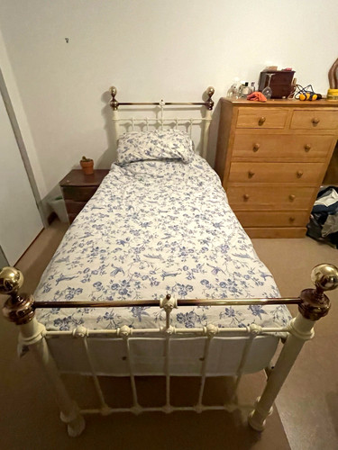 White gold metal - single, bed