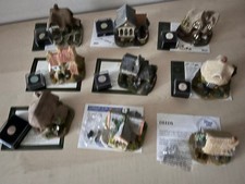 LILLIPUT LANE with PIN BADGES