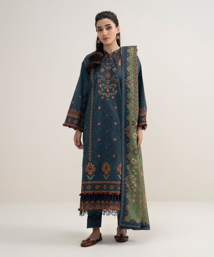 Piece embroidered lawn - 3,