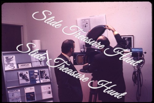 Arriflex camera men 35mm - arriflex,