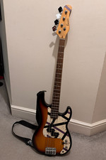 BASS GUITAR - Tenson precision bass (with soft case)