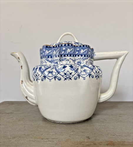 Antique tea pot blue white - blue,