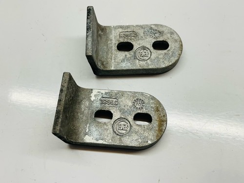 Rear lower door holder bracket - rear,