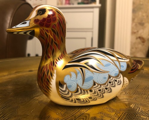Royal crown derby collectors - derby,