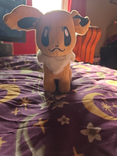 Pokemon center eevee plush - pokemon,