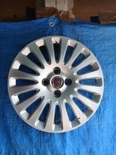1 x 15" Fiat Punto wheel trim
