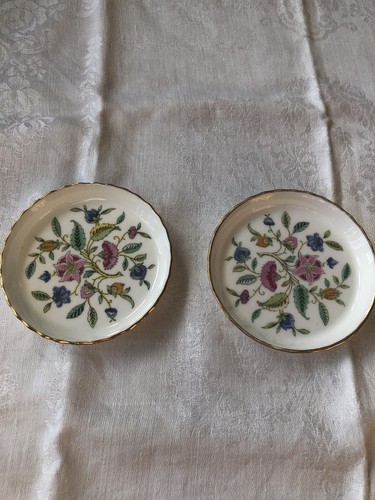 Two small minton haddon - two,