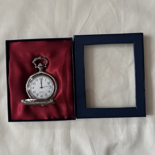 Hachette classic pocket watch - hachette,
