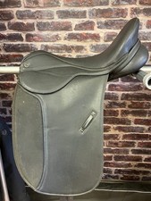 Thorowgood 18" dressage saddle