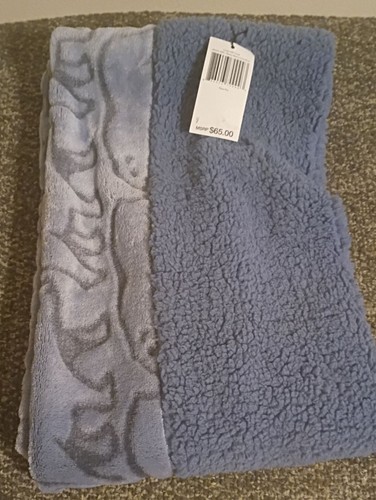 Vera bradley plush blue wrap - vera,
