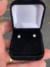 18ct Gold 40 Point Diamond Stud Vintage Earrings Boxed 1.1 Grams