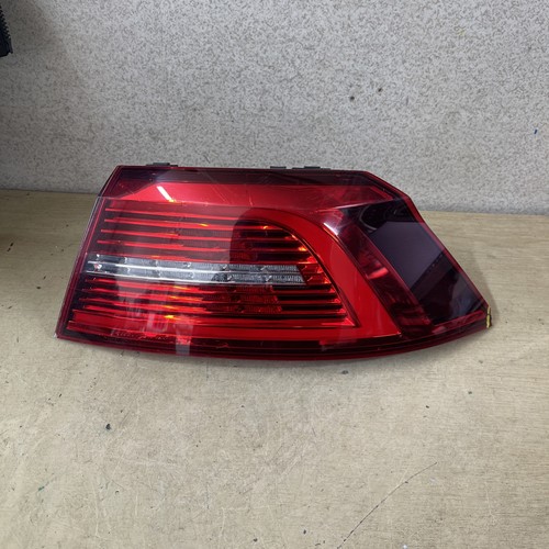 Passat saloon - passat,