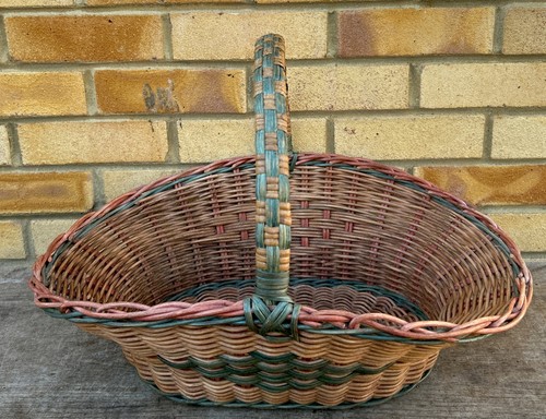 Large vintage wicker country - large,