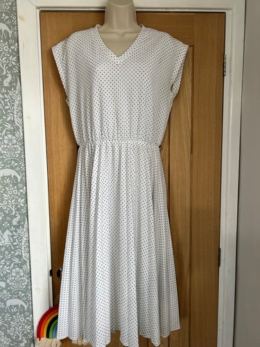 80s vintage polkadot - , pleated