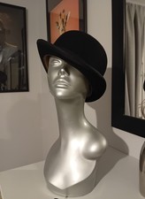 Dunn & Co Black Bowler Hat Vintage Size 7 1/8 . Satin Lined . Never Worn