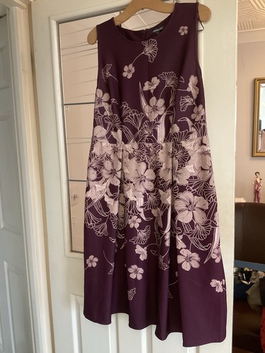 Gorgeous sleeveless dress - sleeveless,
