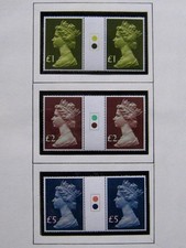 1977 high value Traffic-light gutter-pair set of 3, fine MNH. Sg.1026/8.