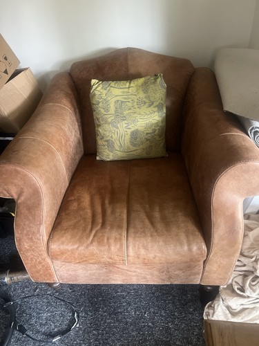 Dfs traditional brown leather - traditional,