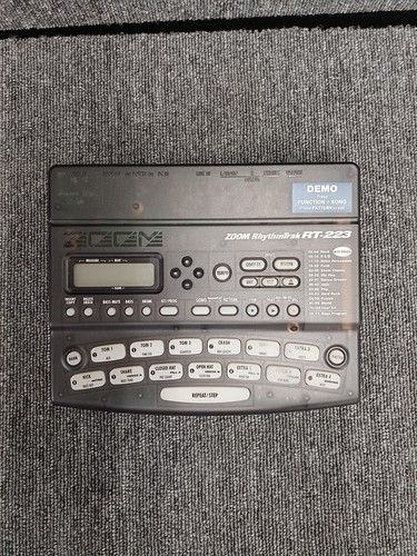 Used zoom 223 - used,