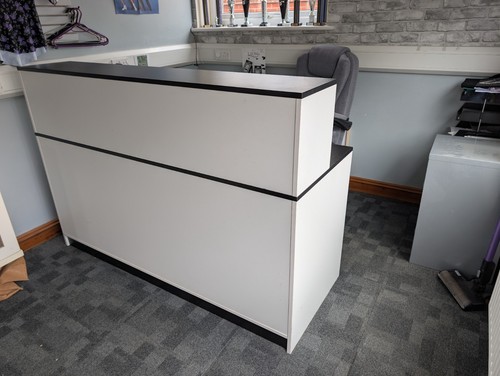 Reception desk beauty - desk,, salon