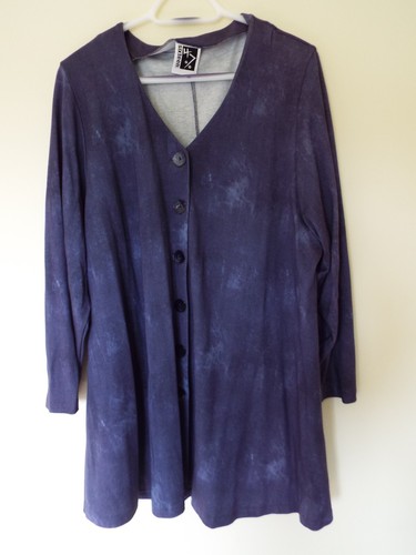 Used sixteen tunic top - used,