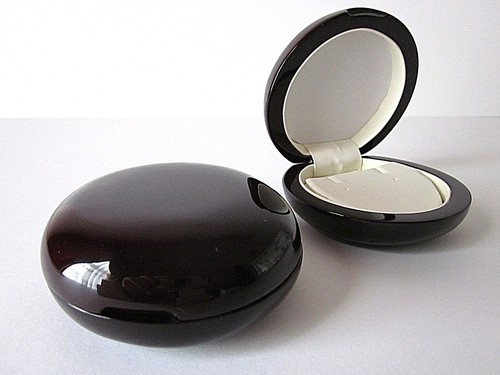 Round black real - round, wood