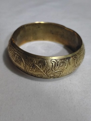 Vintage brass elephant bangle - brass,