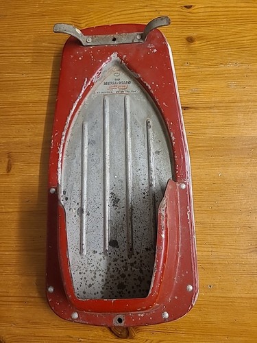 The metal maid iron - metal, tidy