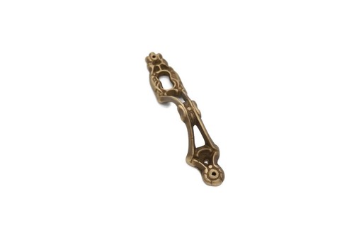 Keyhole cover pull - pull,