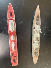 Diecast LESNEY MATCHBOX SEA KINGS K303 NAVY BATTLESHIP & K305 SUBCHASER