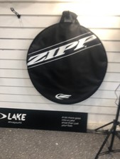new pair zipp padded wheel