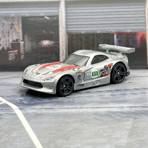 Hot wheels srt viper - srt, gts-r