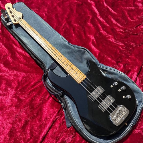 2000 tribute bass - g&l,