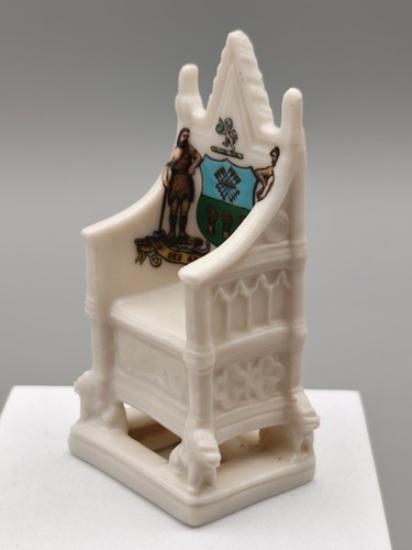China crested ware - goss,