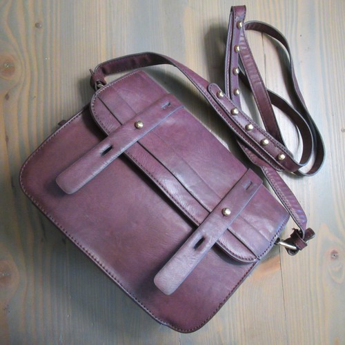 Big buddha crossbody - big,