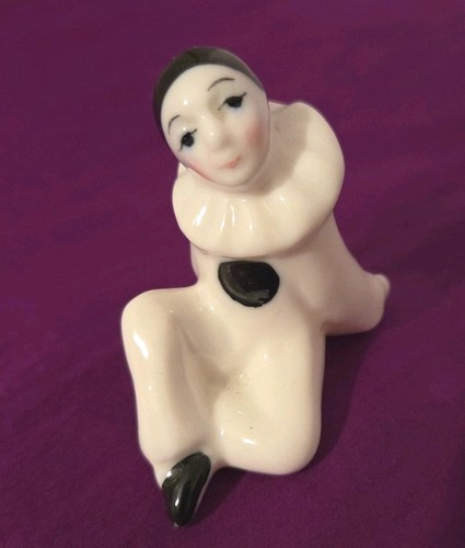 Pierrot clown collectible - pierrot,