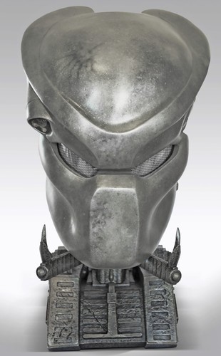 Predator bio helmet prop - bio,