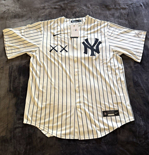Nike new york yankees kaws - new,