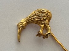 NEW ZEALAND KIWI LAPEL BADGE