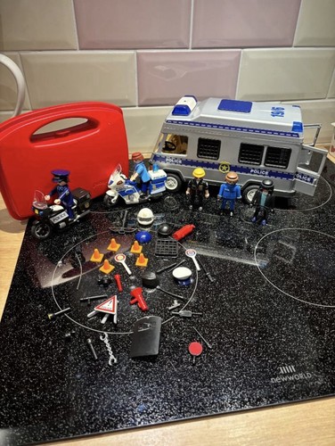Playmobil police van
