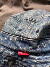 Supreme denim bucket hat 