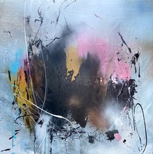 ULTRA CONTEMPORARY LARGE