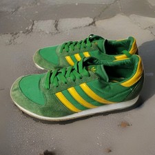 Adidas Adistar Racer **SAMPLE SNEAKERS** Green with Yellow Stripes  Women’s Sz 7