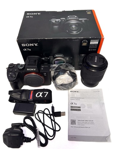 Sony iii mirrorless camera - a7,