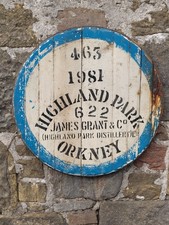 Rare 1981 Highland Park Barrel