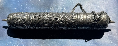 Antique silver scroll holder - silver,
