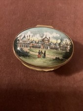 Bilston Enamel Pill Box Featuring Brighton Pavilion On The Sea